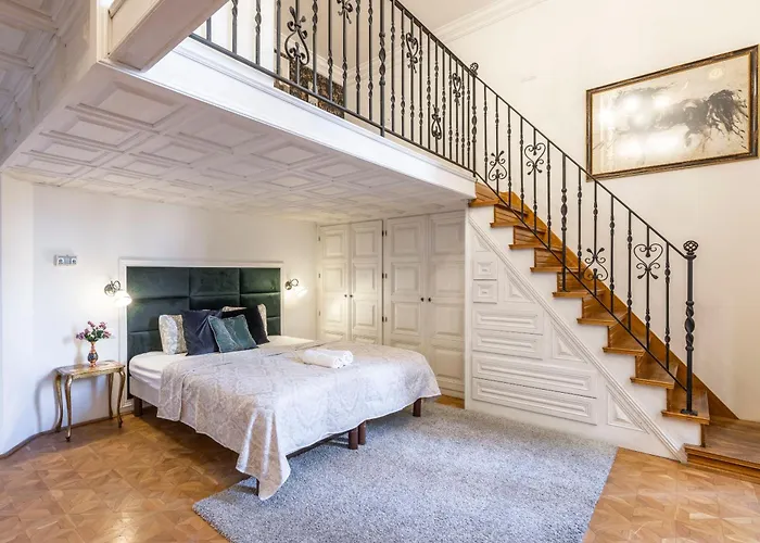 Classy Quentin Dream In The Heart Of * Budapešť