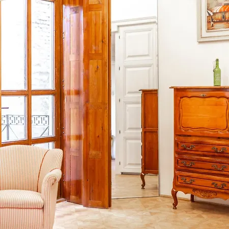 Classy Quentin Dream In The Heart Of Apartament Budapeszt